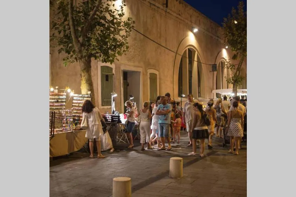 Port Vauban Appartement F3 Refait A Neuf Antibes 0*,